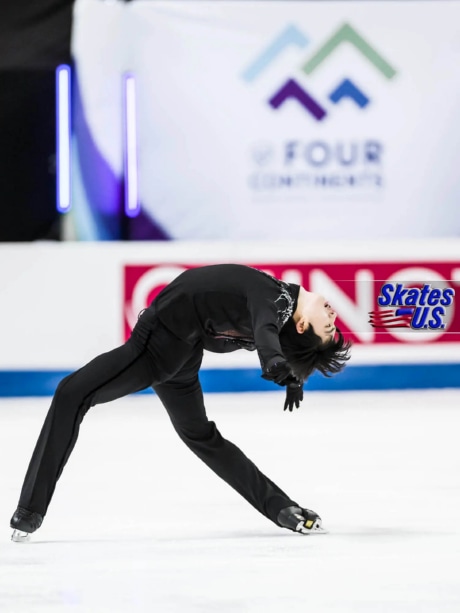 Ice Gallery Skates U.S.
